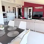 House Anka