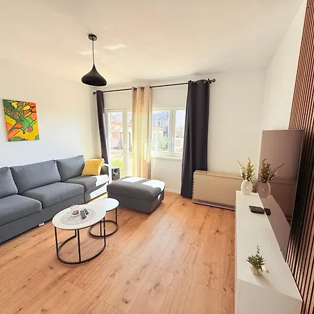 Apartman House Anka Medulin