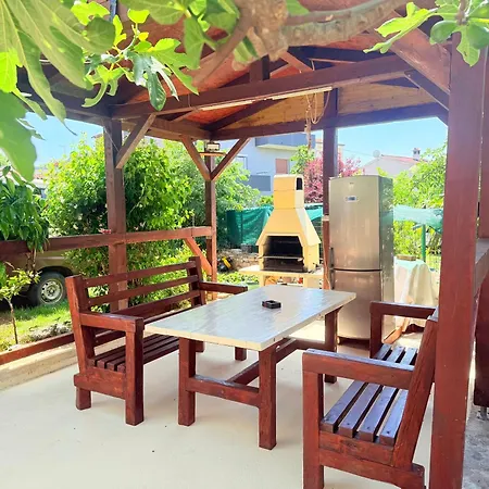 House Anka Apartman Medulin