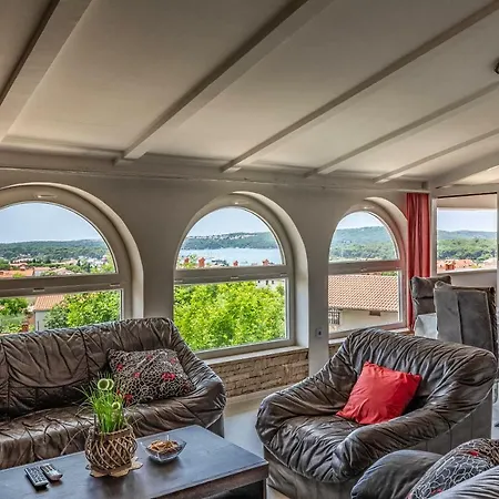 House Anka