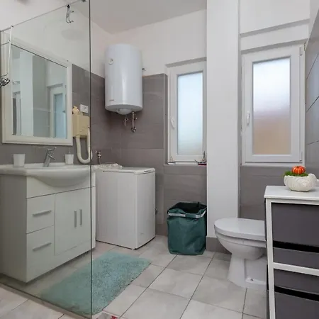 Apartman House Anka Medulin