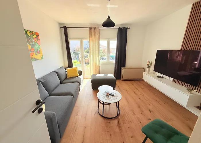 Apartman House Anka *