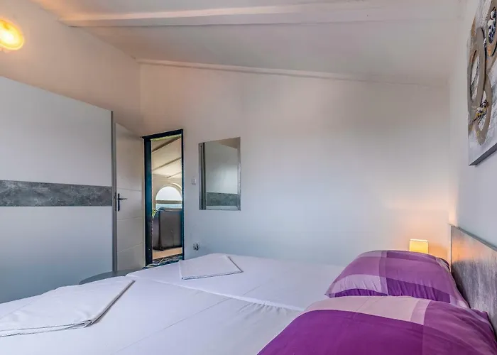 Apartman House Anka Medulin