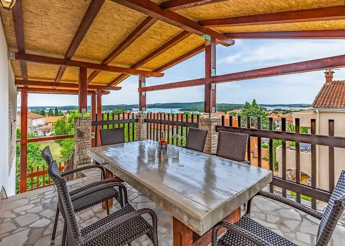 House Anka Apartman Medulin