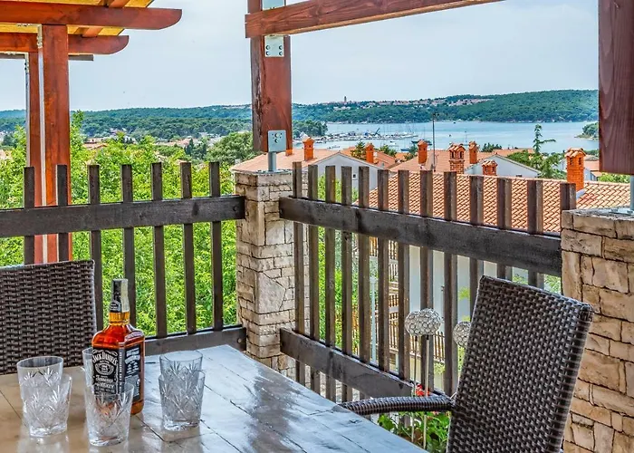 House Anka Apartman *