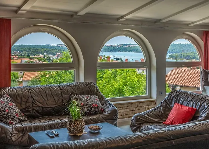 House Anka Apartman *