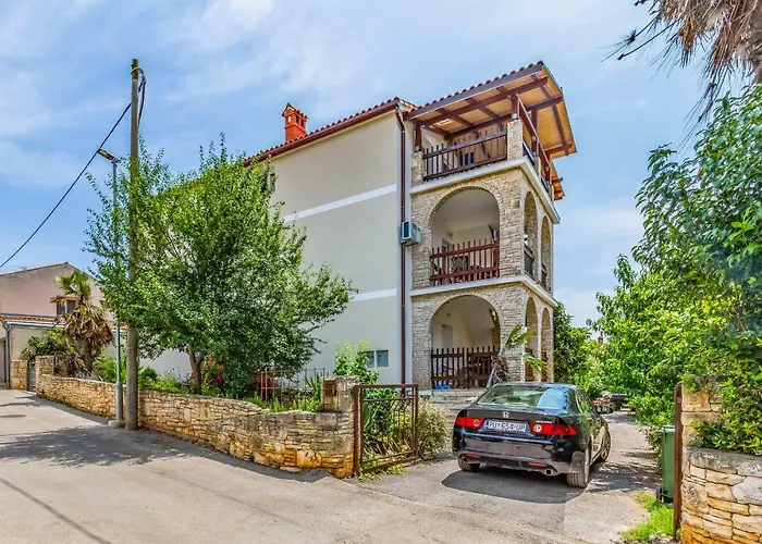 Apartman House Anka *