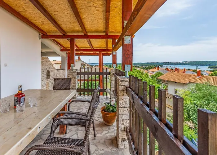 Apartman House Anka *