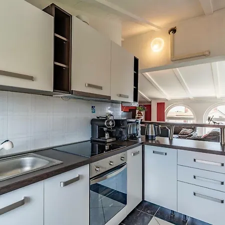 House Anka Apartment