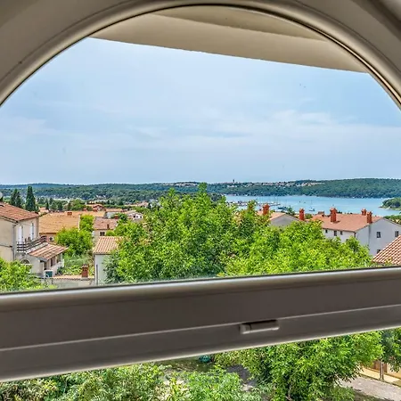 Apartment House Anka