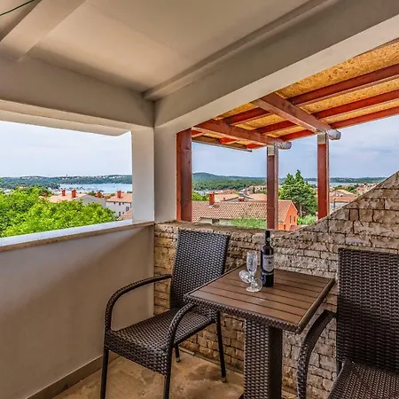 Apartment House Anka